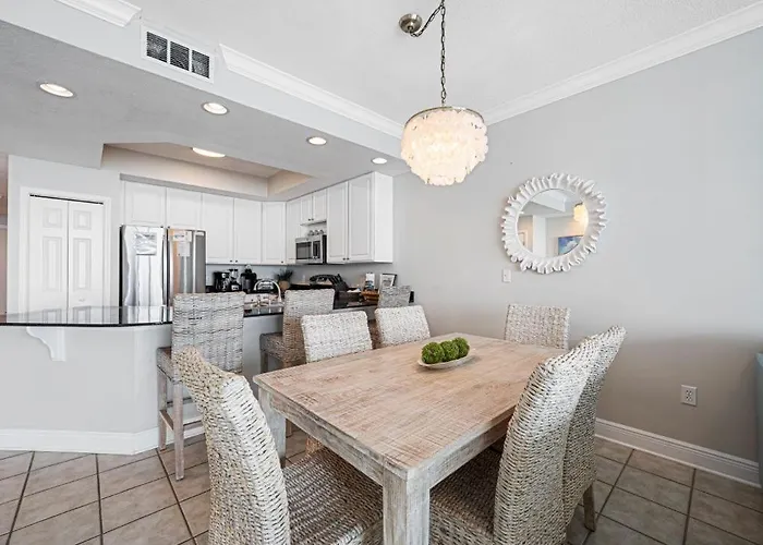 Apartment San Carlos 1007 By Youngs Suncoast