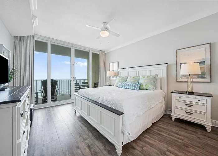 San Carlos 1007 By Youngs Suncoast Apartment