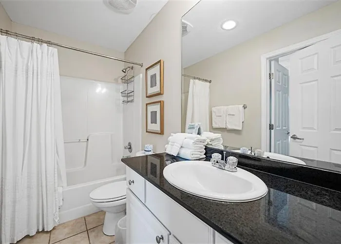 San Carlos 1007 By Youngs Suncoast Apartment *