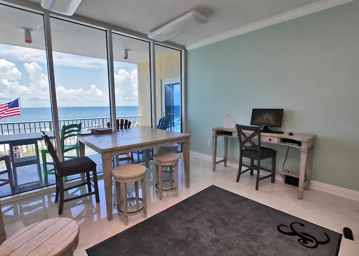 San Carlos 1007 By Youngs Suncoast Apartment *